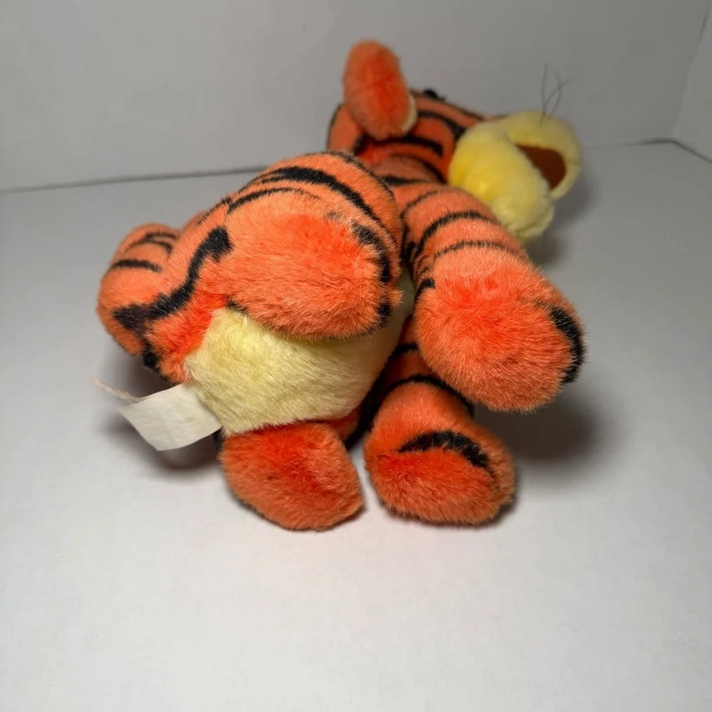 Vintage 90s Disney Tigger Winnie the Pooh Official Plush